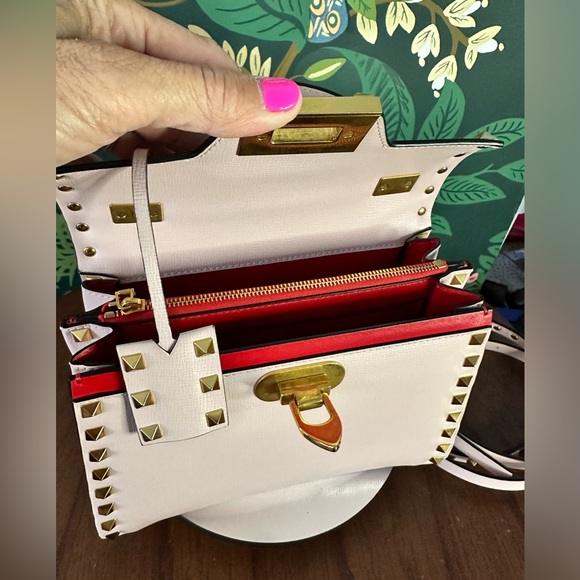 VALENTINO GARAVANI Alcove Rock Stud Top Handle Two Way Pale Pink 🩷💃 NEW PRICE! - Picture 6 of 15